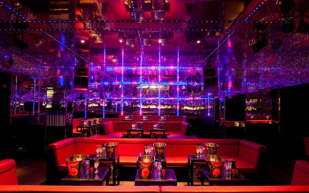 Property photo 1 of 2