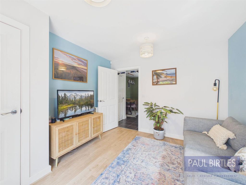 Property photo 3 of 22 Cam04378G0-Pr0388-Still001 (1).Jpg