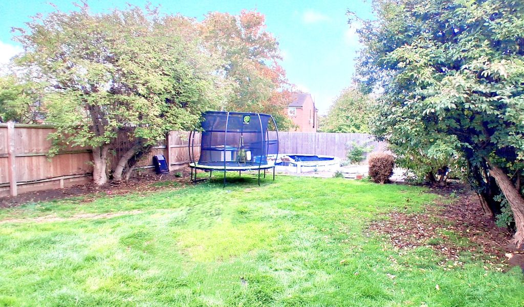 Property photo 2 of 4