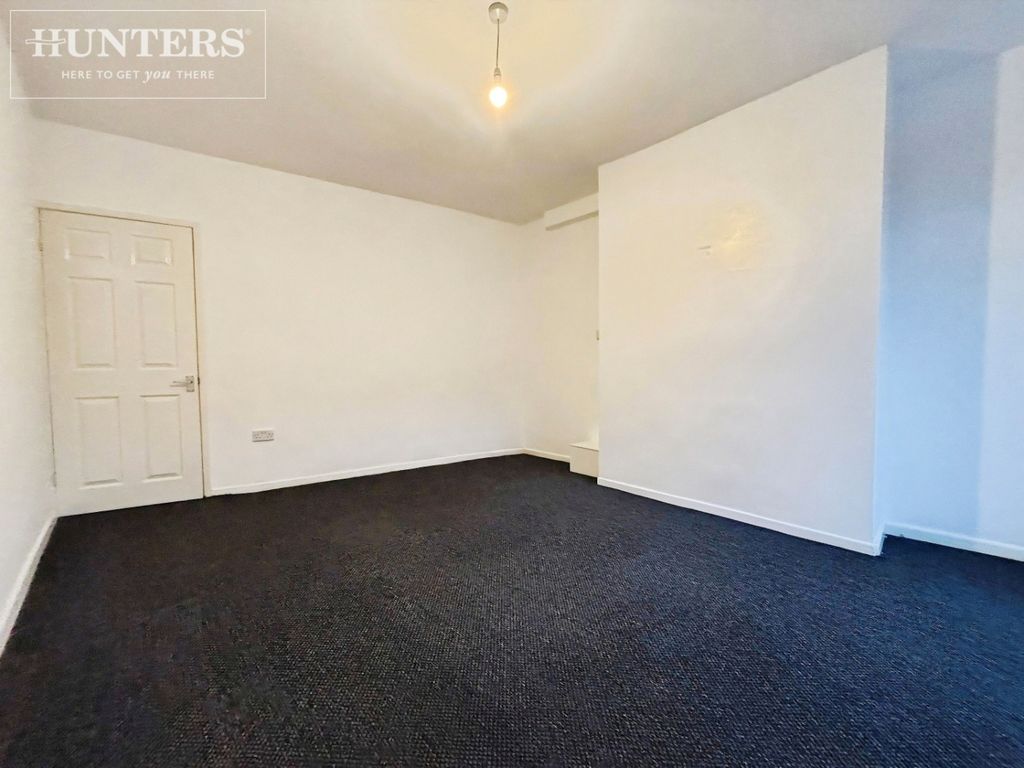 Property photo 2 of 11 Pbox-Img.Jpg