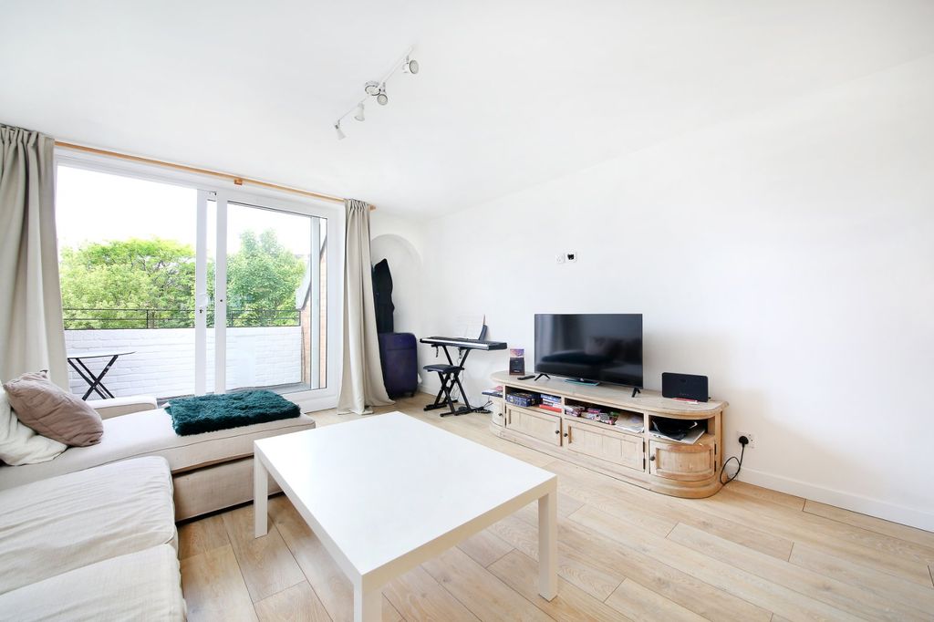 Property photo 1 of 20