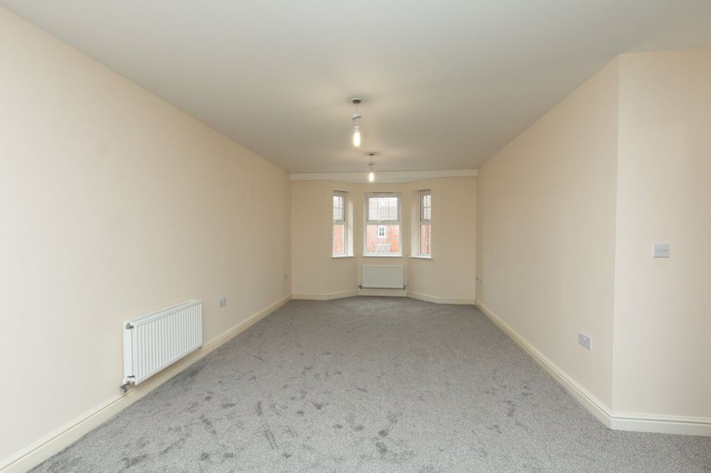 Property photo 3 of 13 Gallery