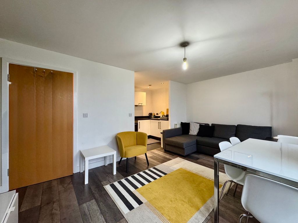 Property photo 2 of 15 Open Plan Lounge/Dining Area