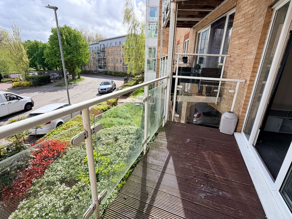 Property photo 2 of 13 5028101