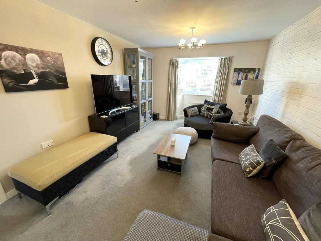 Property photo 2 of 19 Not Specified