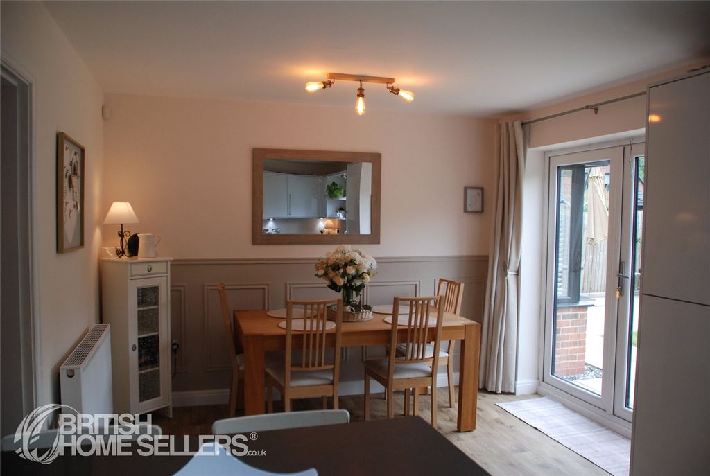 Property photo 3 of 25 Picture No. 06