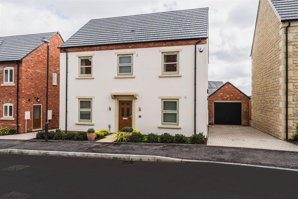 Property photo 1 of 28 Plot 16 - Hornbeam