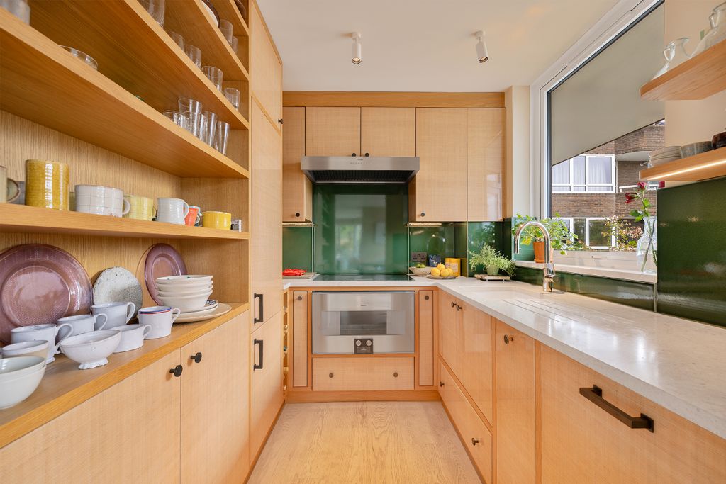 Property photo 3 of 15