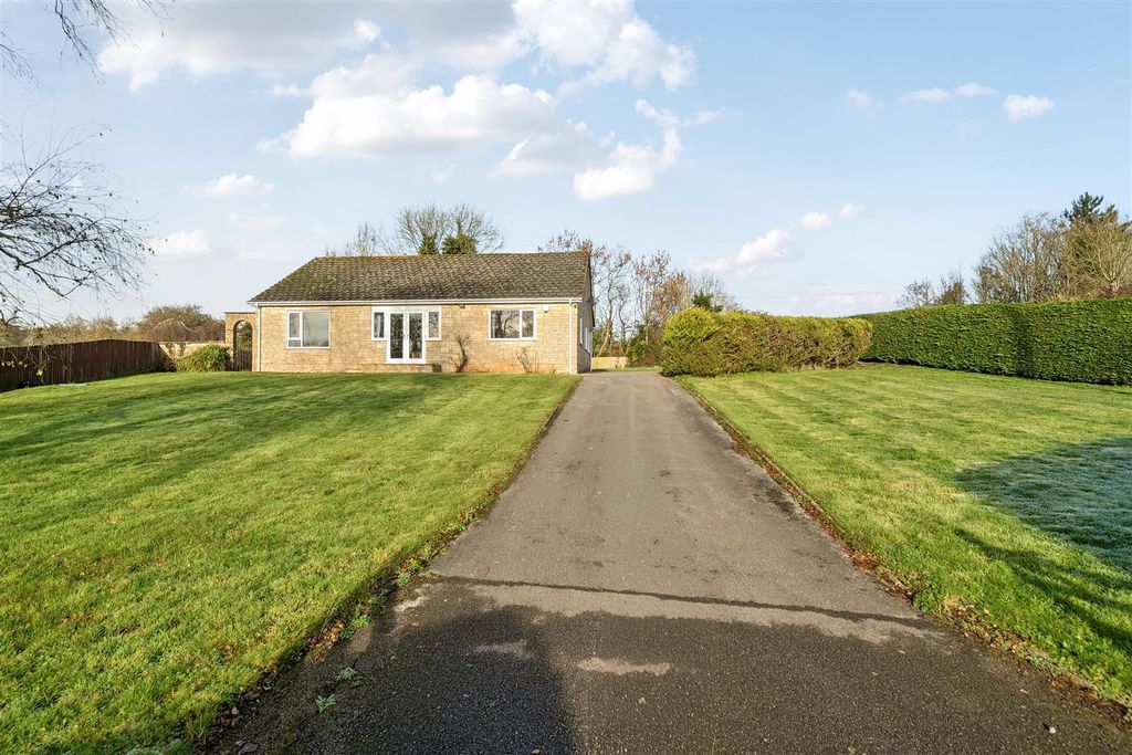 Property photo 1 of 19 Front