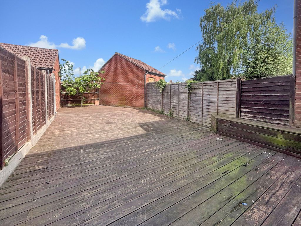 Property photo 3 of 10 Photo 16