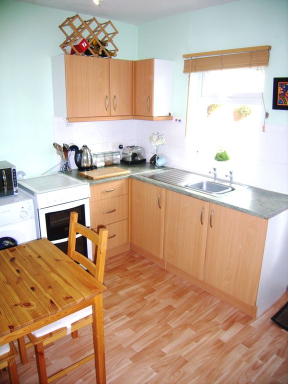 Property photo 3 of 6