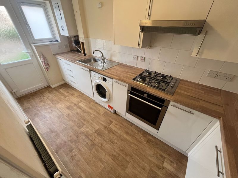 Property photo 2 of 13 Photo 6