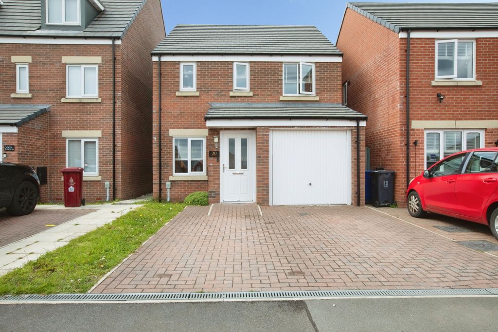 Property photo 1 of 16