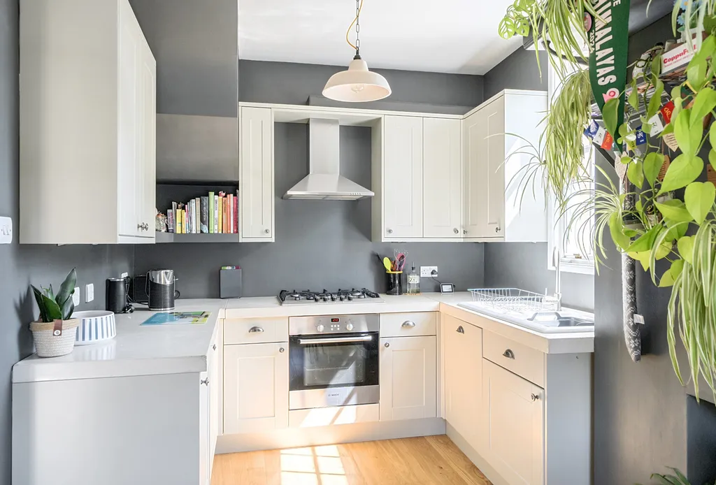 Apartment in Bristol, Hengrove - View 6