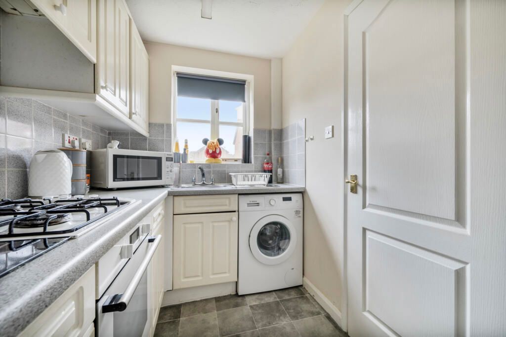 Property photo 2 of 9
