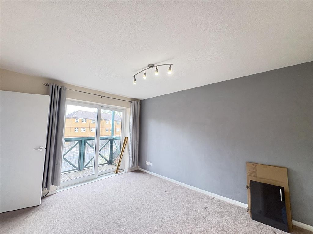 Property photo 2 of 8 Image00006.Jpeg