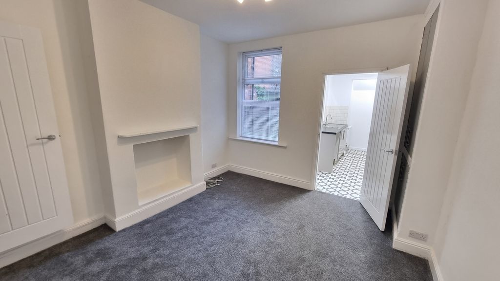 Property photo 3 of 9 Photo 3