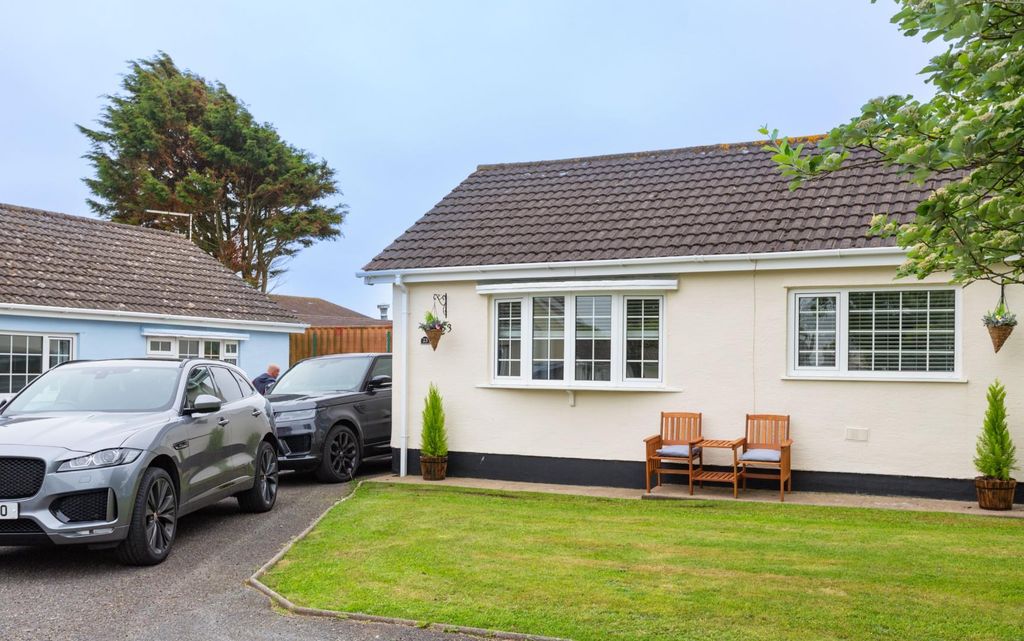 Property photo 1 of 10 DM_7_Rhossili.Jpg