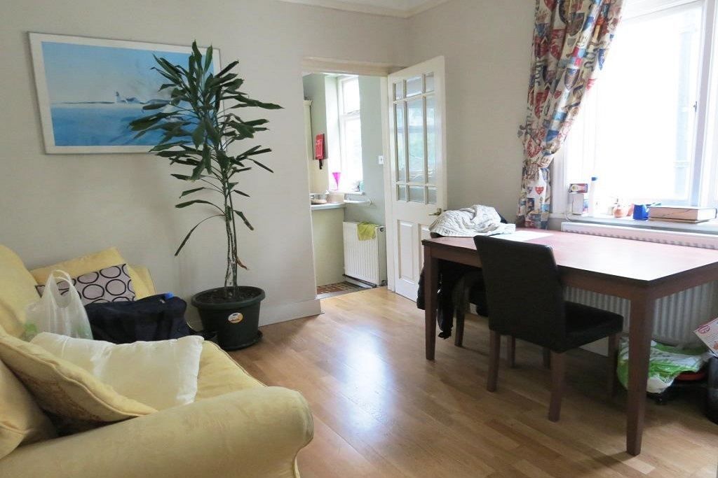 Property photo 2 of 6 Gallery