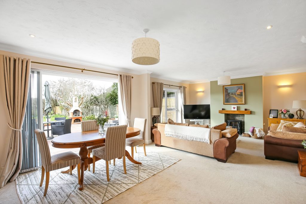 Property photo 2 of 23 Img_7805