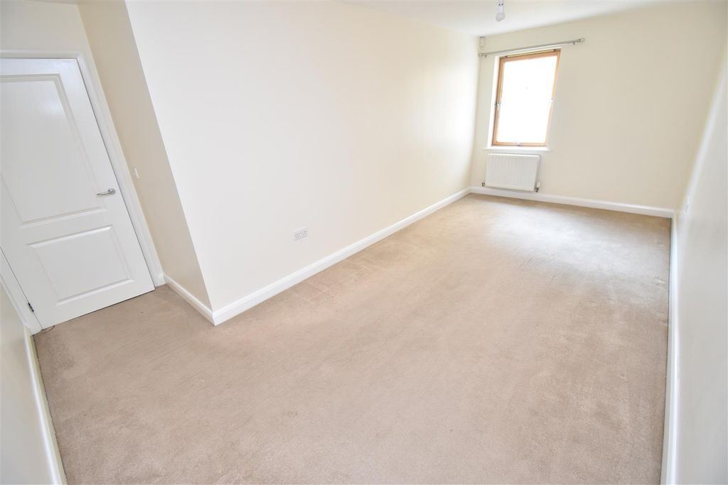 Additional image 12 of 2 bed flat for saleLower Burlington Road, Portishead. BS20