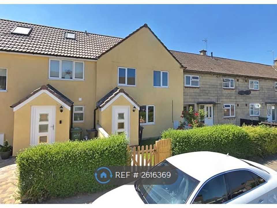 Property photo 1 of 11