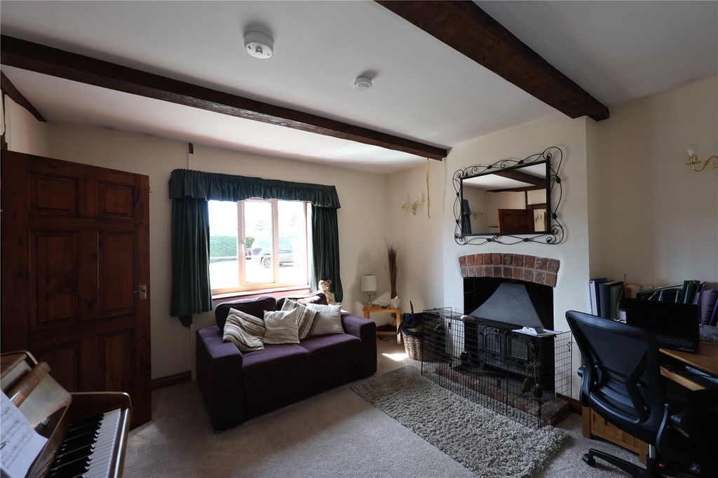 Property photo 3 of 22 Picture No. 02