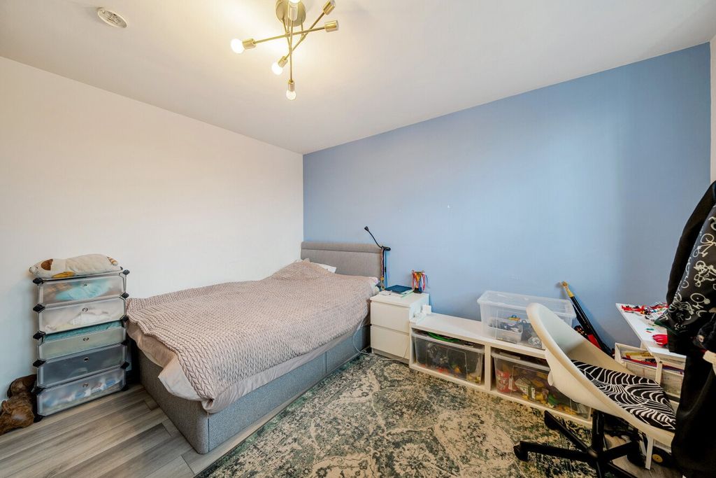 Property photo 2 of 13 Picture No. 05