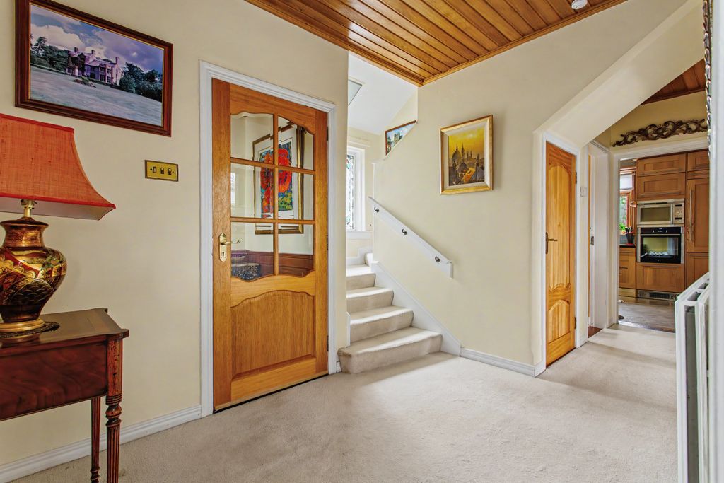 Property photo 3 of 33 Property Image 3