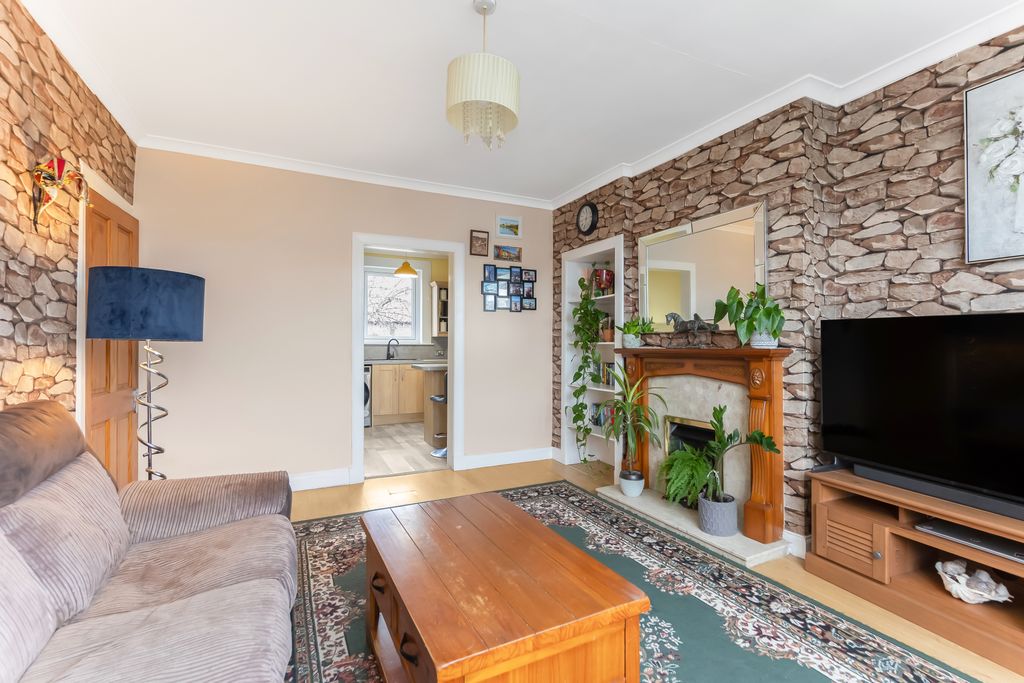 Property photo 2 of 11 Property Image 2