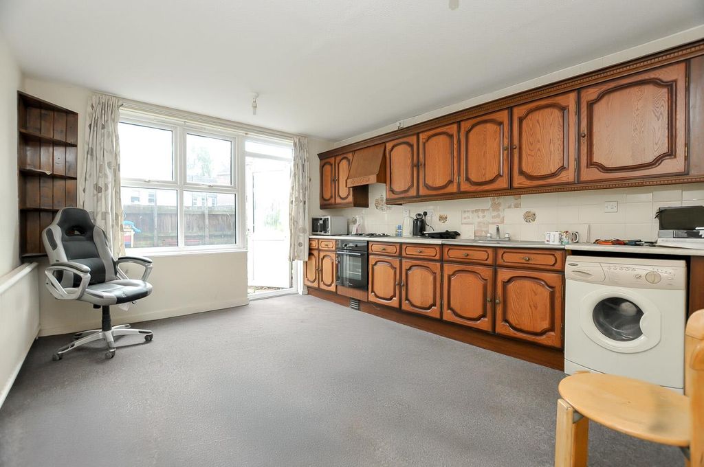 Property photo 2 of 10 2.Jpg