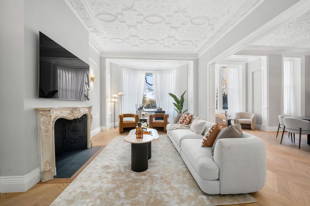 Property photo 3 of 39