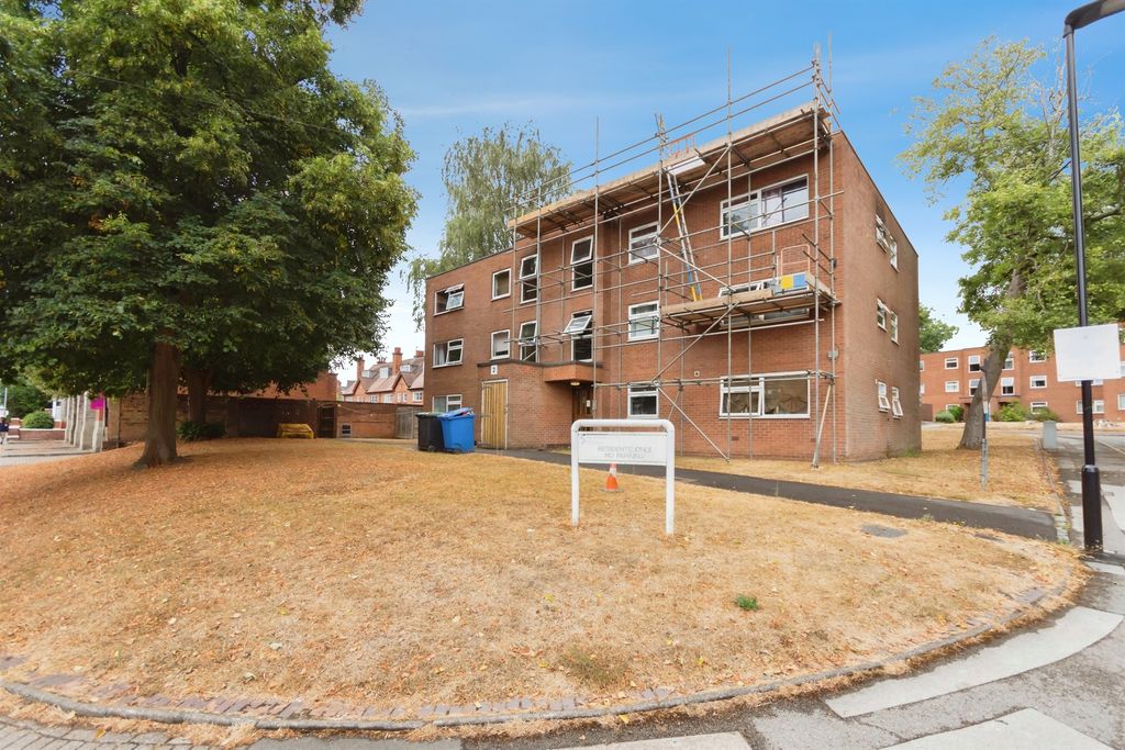 Property photo 1 of 20