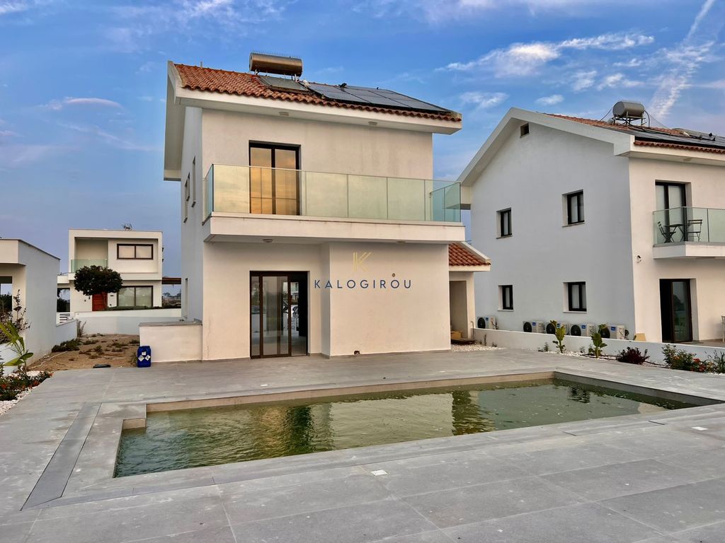 Property photo 2 of 29