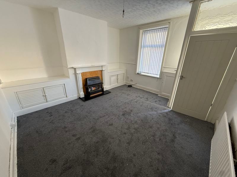 Property photo 2 of 7 Photo 2