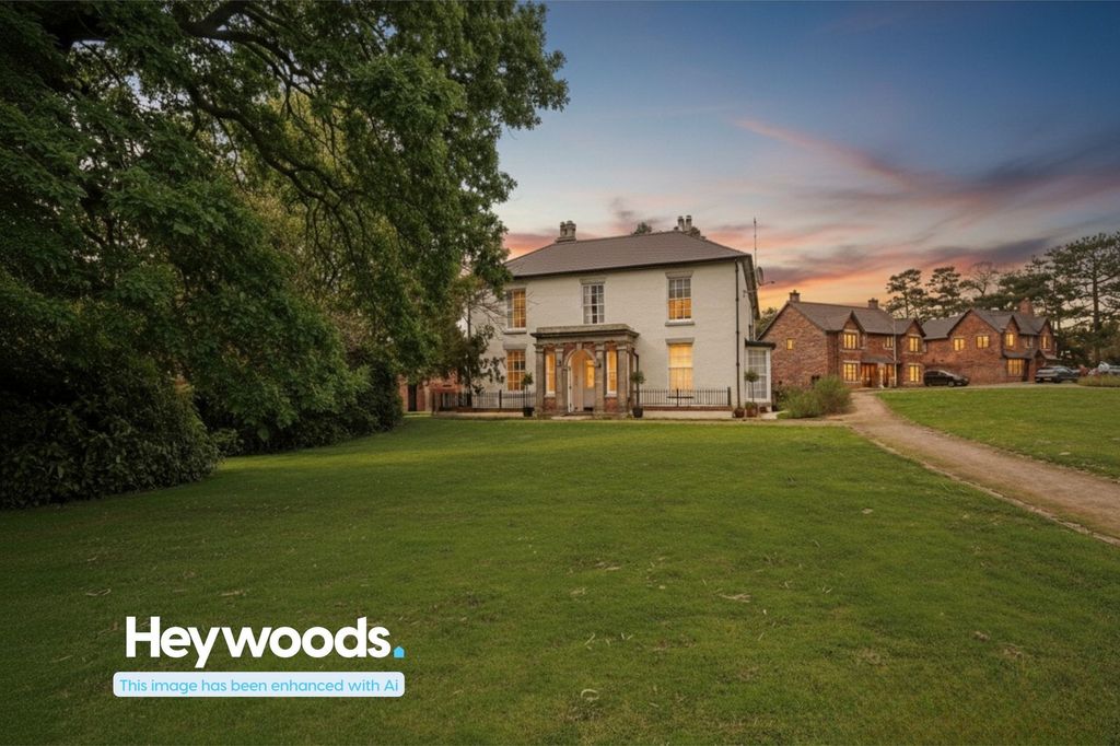 Property photo 1 of 36