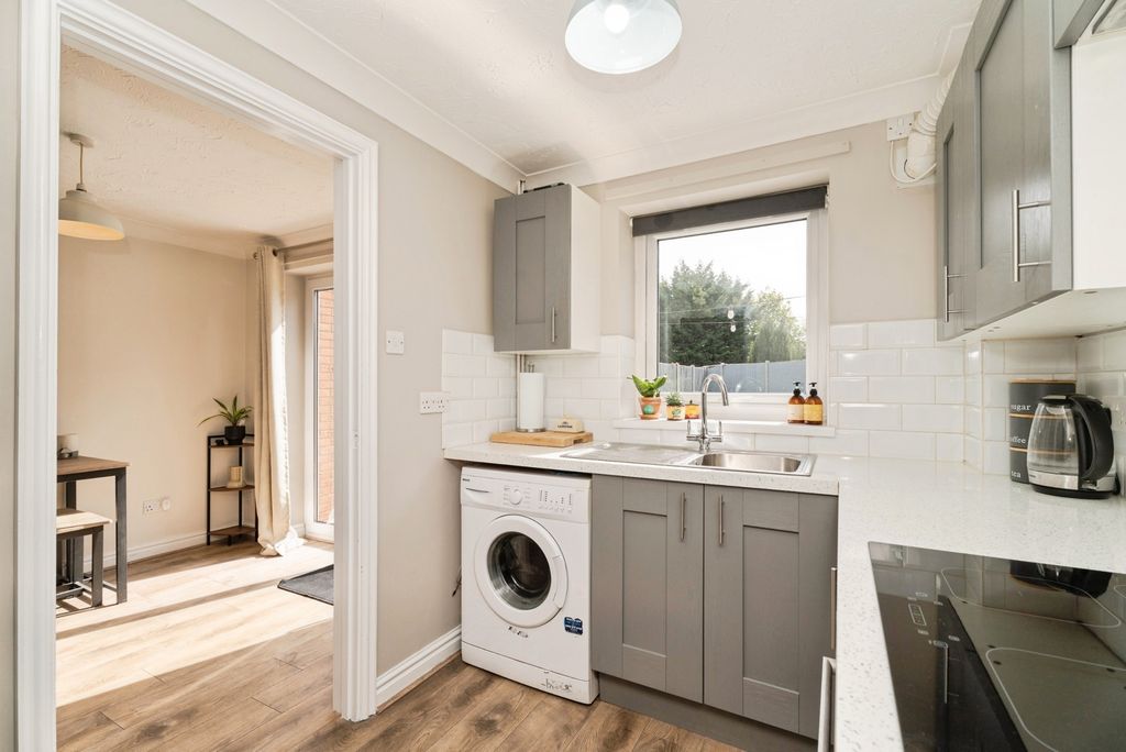 Property photo 3 of 23 Pbox-Img.Jpg