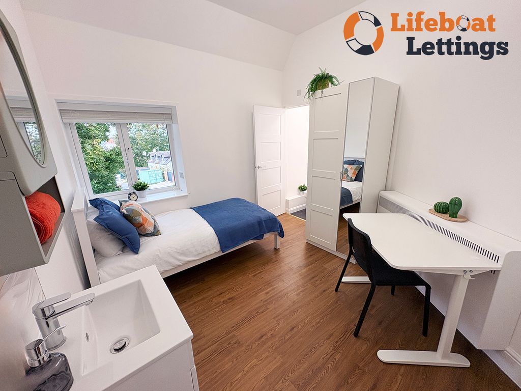 Property photo 1 of 8 Single Room A