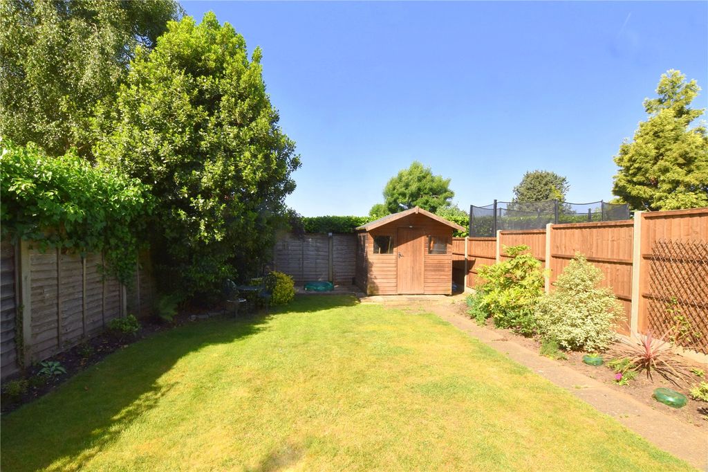 Property photo 3 of 15 Garden