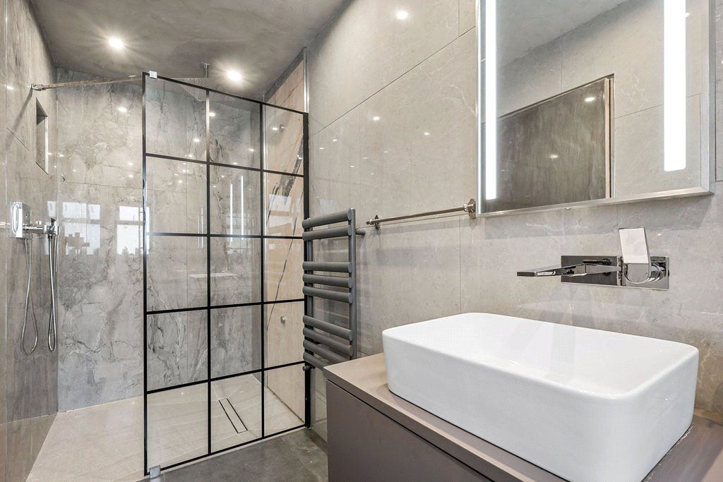 Additional image 9 of 5 bed detached house to rentWaggon Road, Barnet EN4