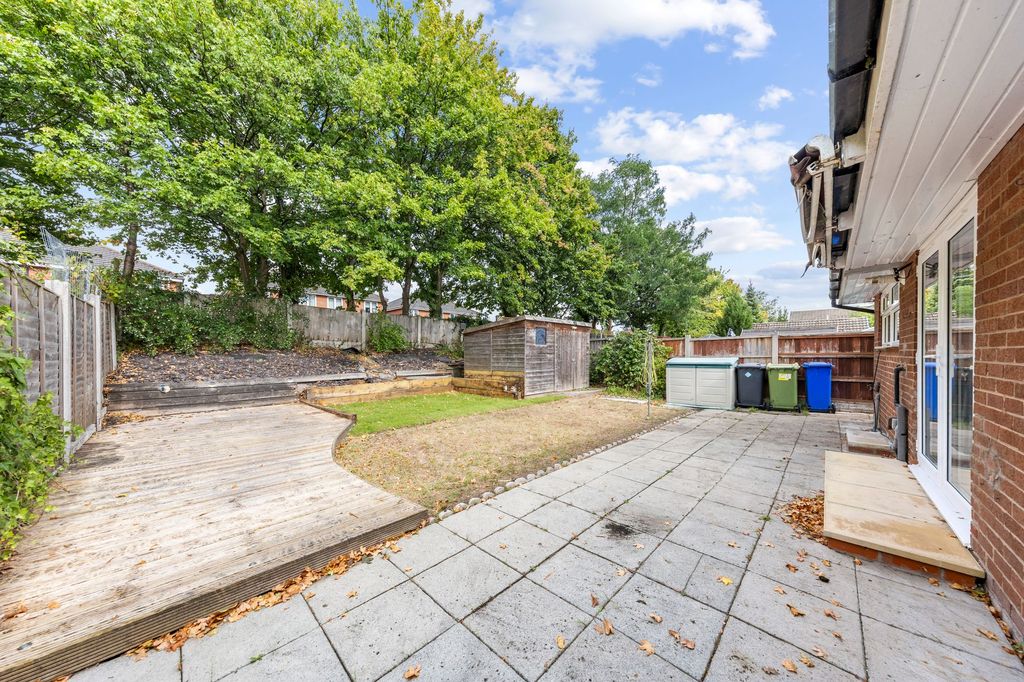 Property photo 2 of 13