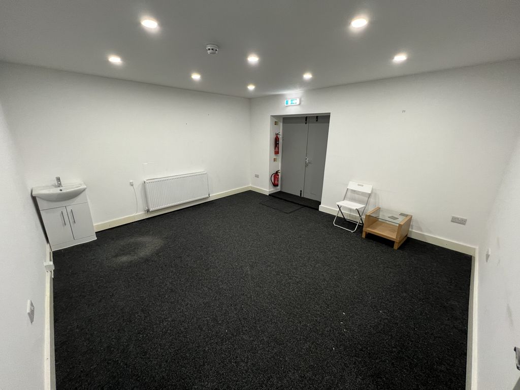 Property photo 3 of 3