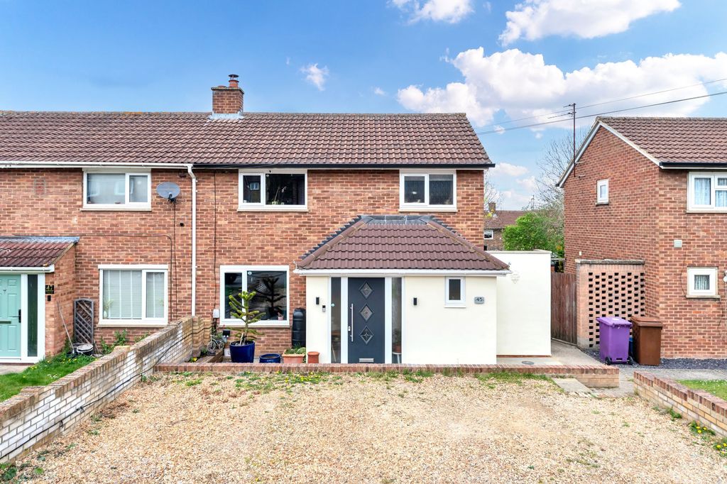 Property photo 2 of 18