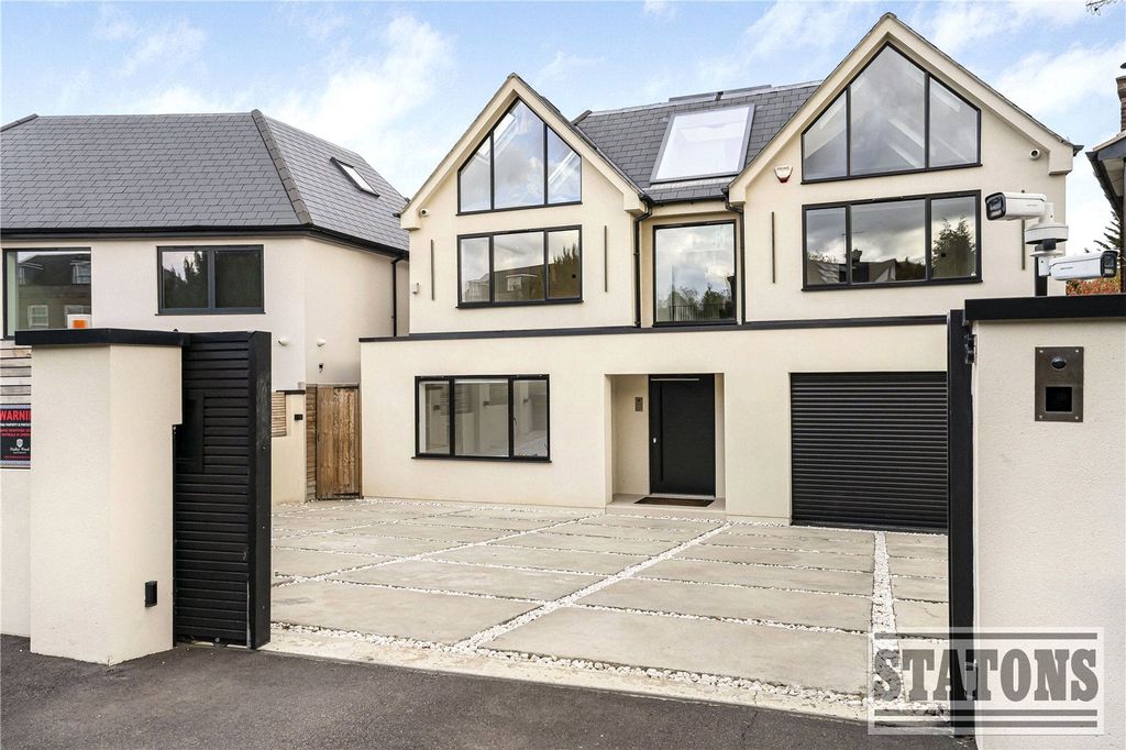 Property photo 1 of 54 Picture No. 73