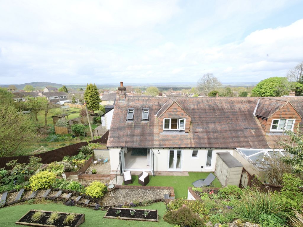 Property photo 3 of 20