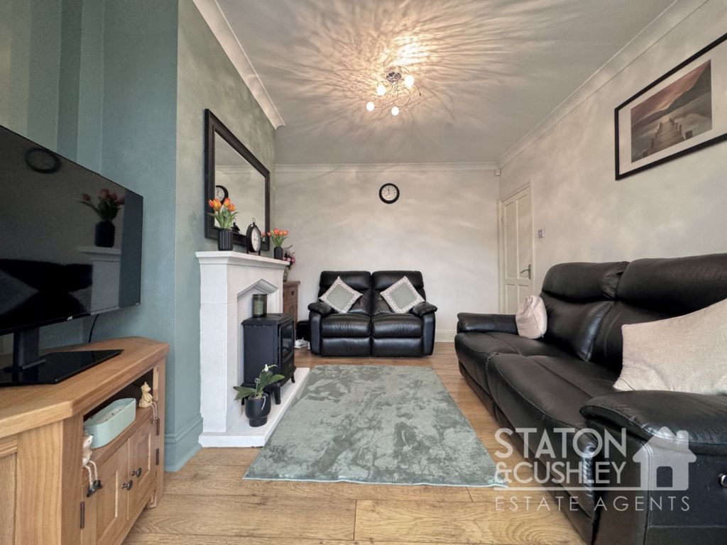 Property photo 3 of 25