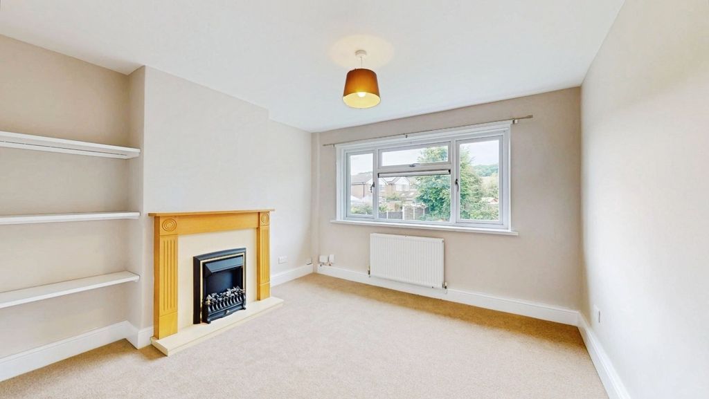 Property photo 3 of 7 Pbox-Img.Jpg