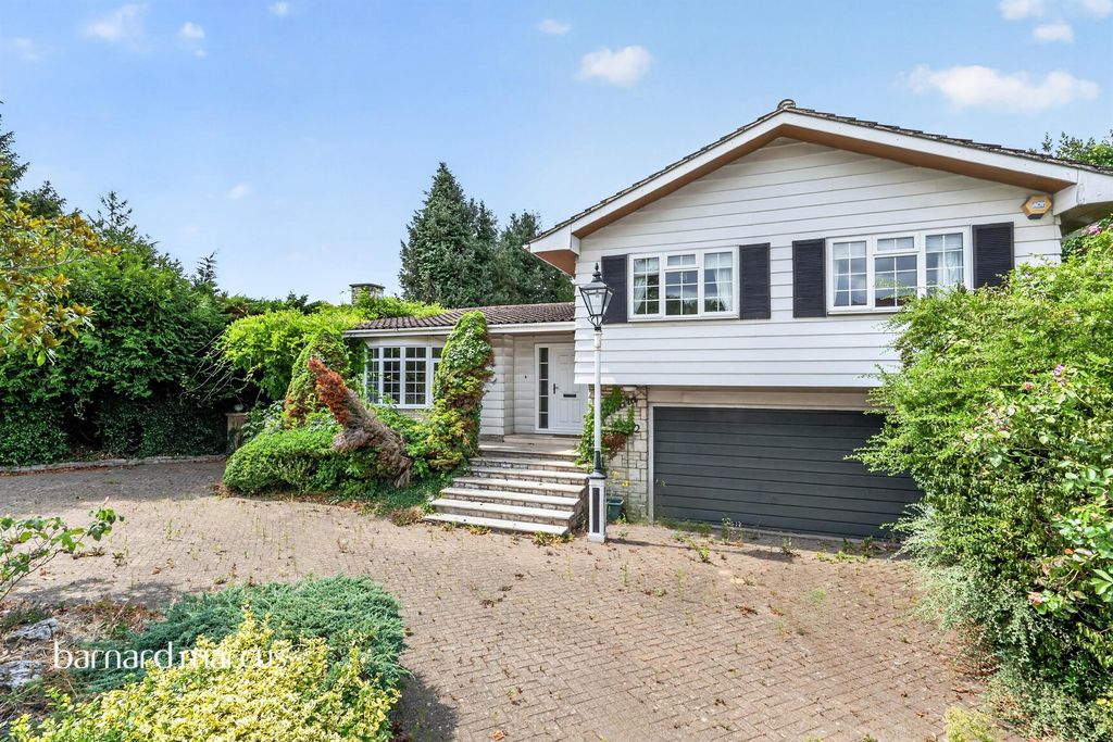 Property photo 1 of 14
