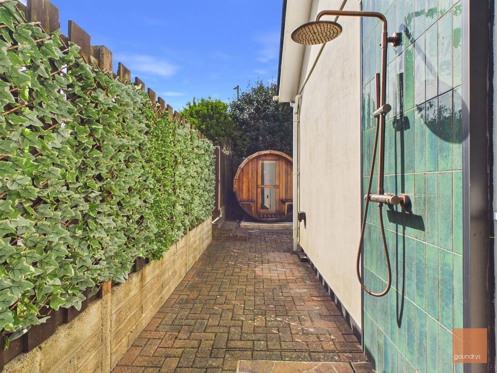 Property photo 3 of 30