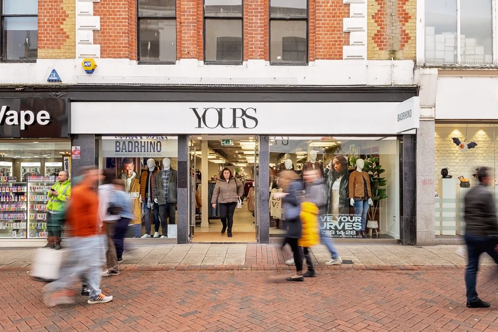 Property photo 3 of 24